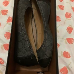 Coach flats